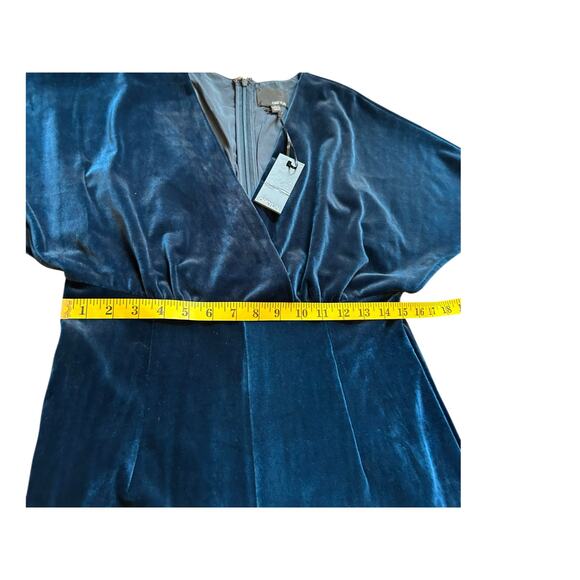 NWT Luna Greylin Velvet Jumpsuit - Size L - Picture 7 of 11